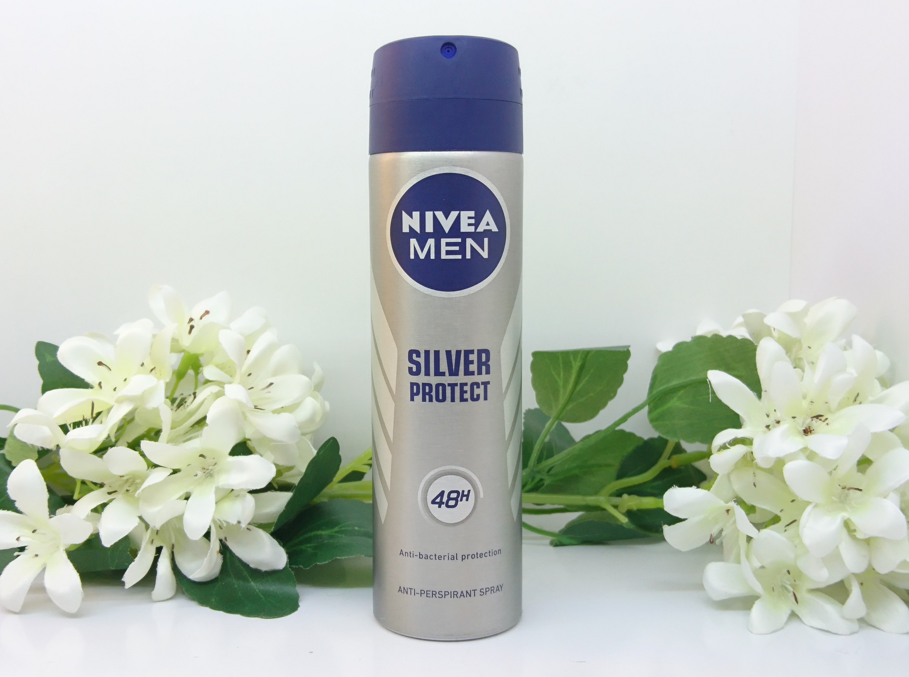اسپری خوشبو کننده بدن و ضد تعریق نیوآ سیلور پروتکت مردانه SILVER PROTECT