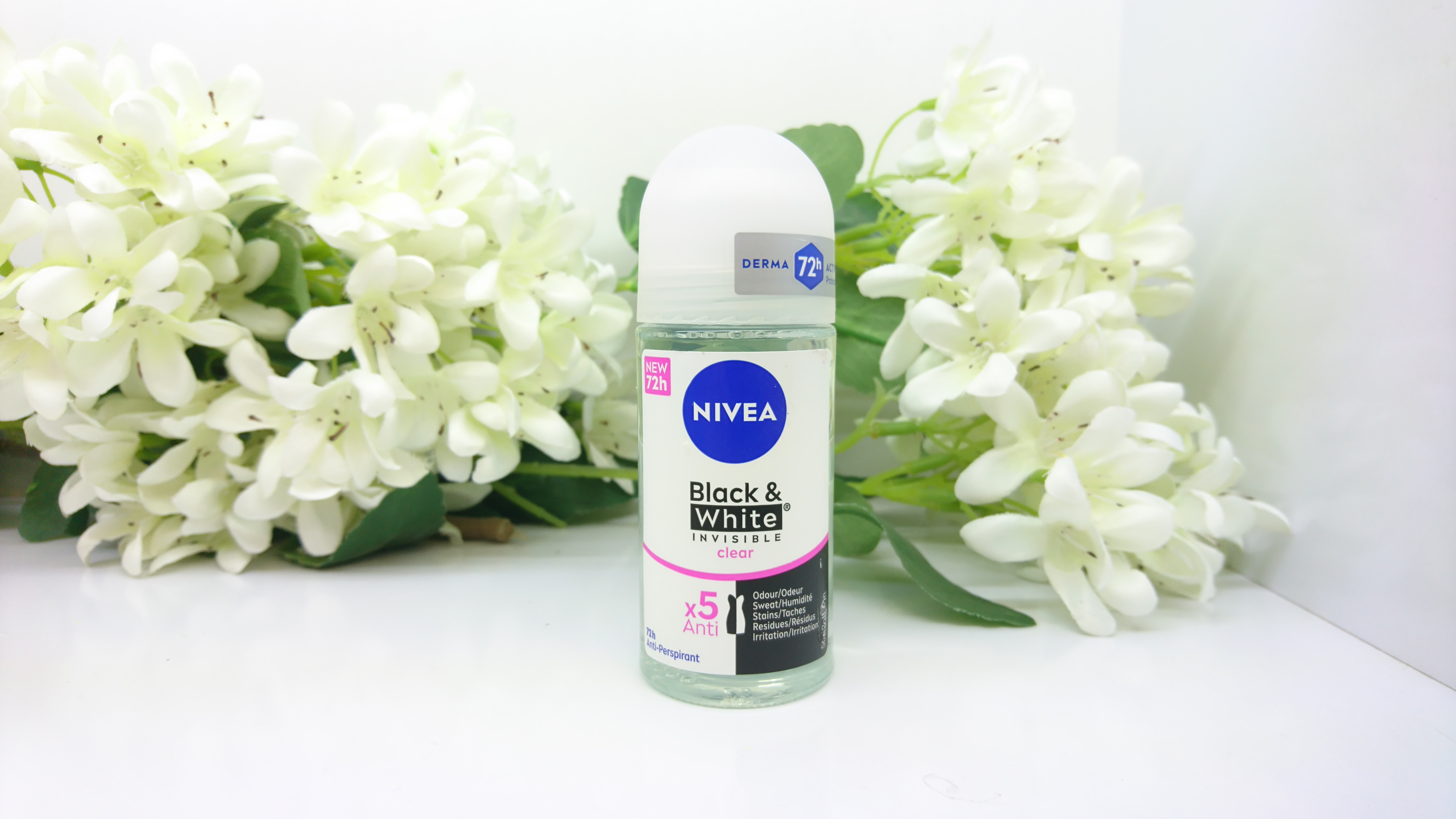 مام رول ضد تعریق نیوآ بلک اند وایت زنانه BLACK&WHITE